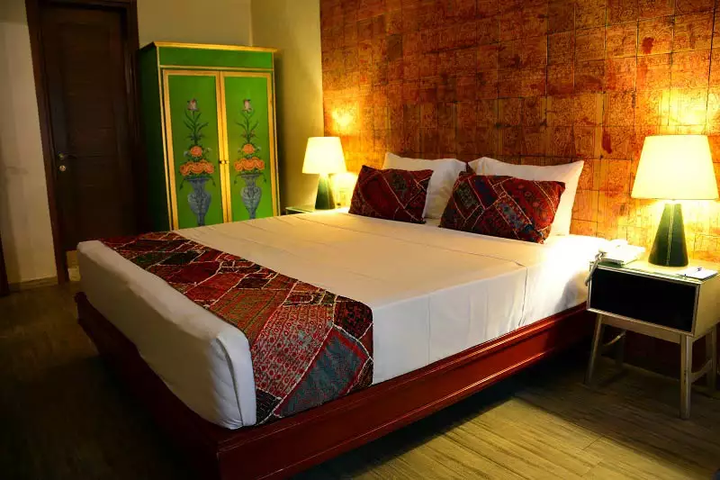 Alibaba https://cdn.alibaba.ir/ostorage/hotel-accommodation-images/68629240ac13a7ed0d854f2d_آپارتمانVip دو نفره.webp